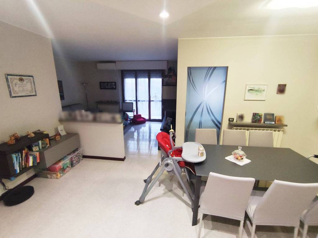 Appartamento a Gorla minore in Via Roma, 11 - Foto 4