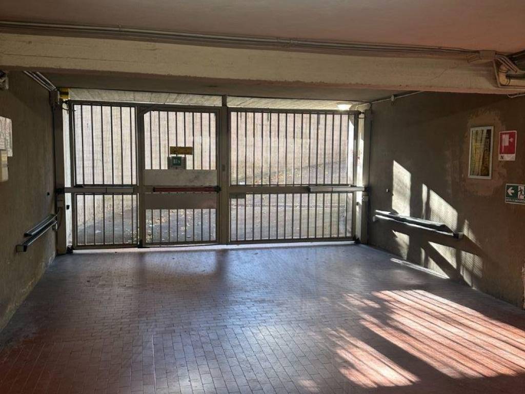 Box / garage a Bologna in Via Bellaria, 4 - Foto 3