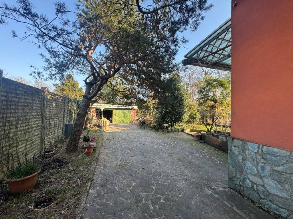 Villa a Cesate in Vicolo 25 Aprile, 5 - Foto 3