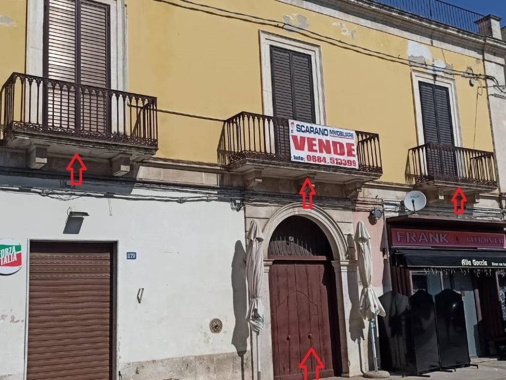 Palazzo / stabile a Manfredonia in Corso Manfredi, 281 - Foto 2