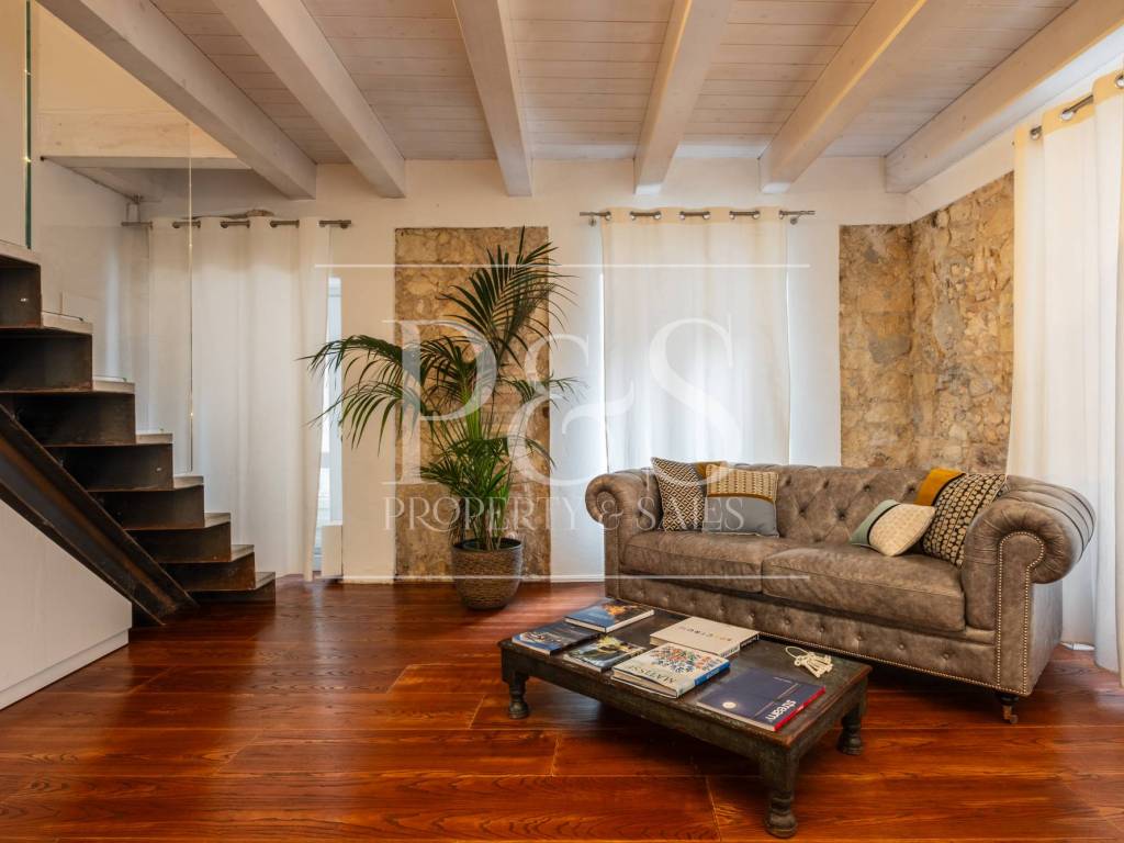 Casa indipendente a Cagliari in Via Sardegna - Foto 5