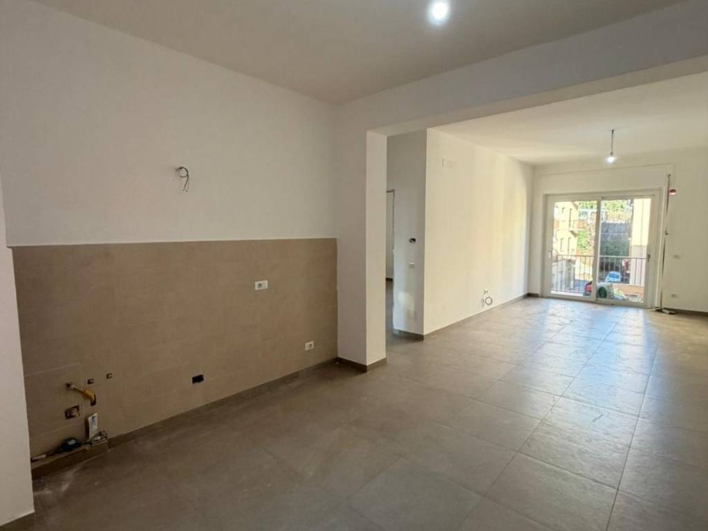 Appartamento a Catanzaro in Via Luigi Rossi, 1 - Foto 3