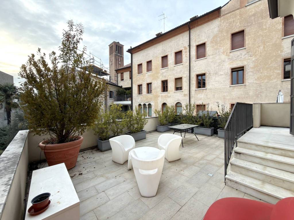 Appartamento a Treviso in Piazza San Francesco - Foto 4