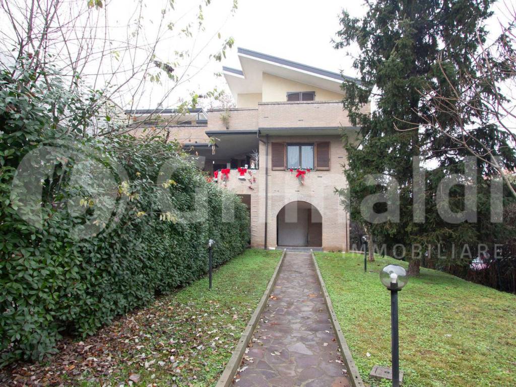 Appartamento a Paderno dugnano in Via Roma , 124 - Foto 2