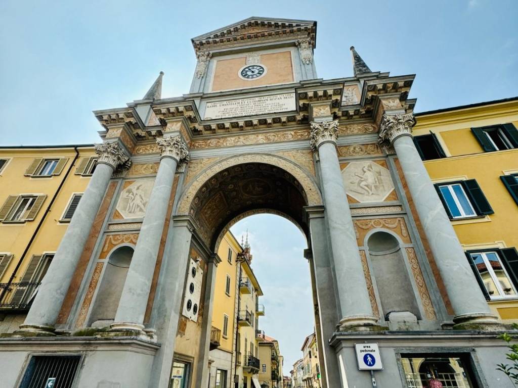 Immobile a Chieri in Via Vittorio Emanuele II, 52 - Foto 3
