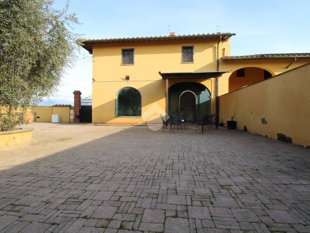 Casa indipendente a Prato in Via del Leone, 109 - Foto 4