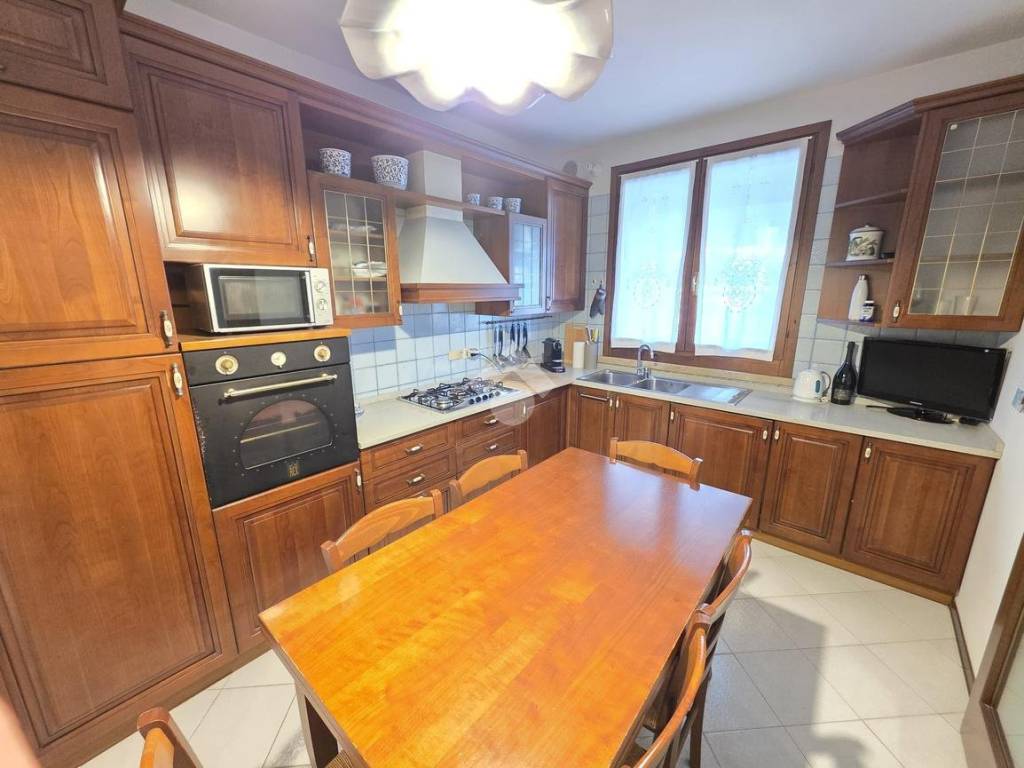 Villetta a schiera a Preganziol in villa a schiera di testa via Sambughè, 88 - Foto 2