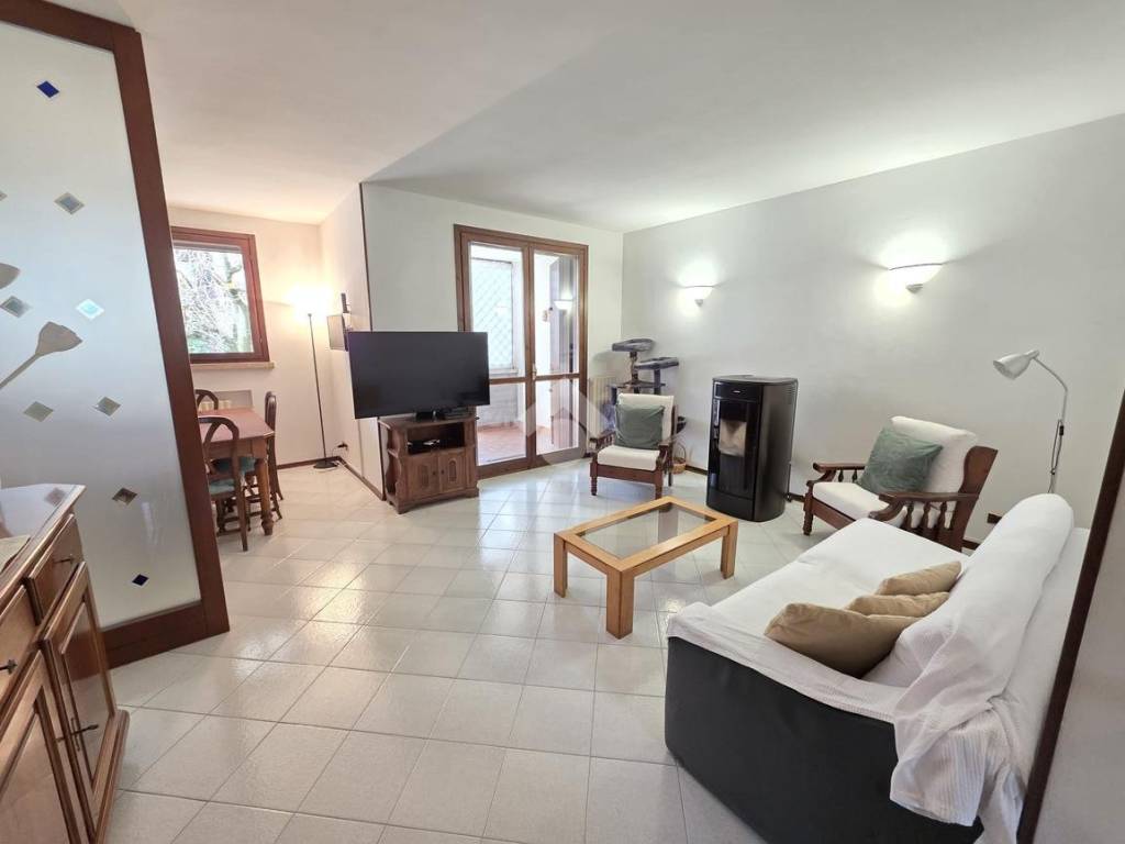 Villetta a schiera a Preganziol in villa a schiera di testa via Sambughè, 88 - Foto 3