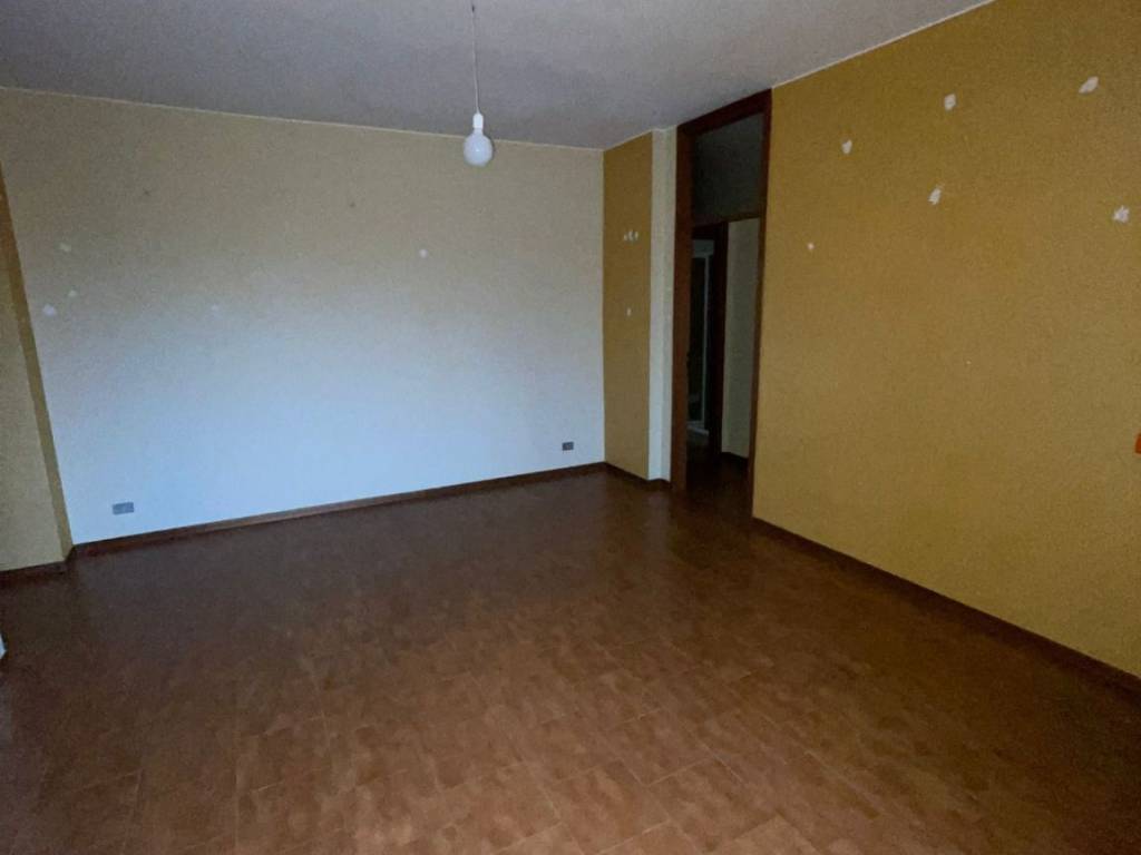 Appartamento a Alessandria in Via Giuseppe Parini, 41 - Foto 3