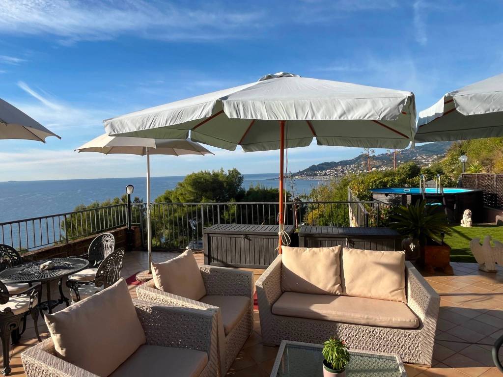 Appartamento a Imperia in Via Aurelia, 66 - Foto 2