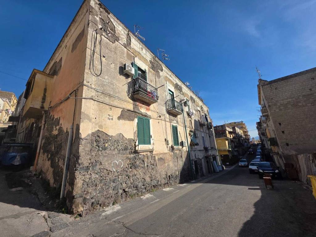 Appartamento a Torre del greco in Via Gradoni e Canali - Foto 2