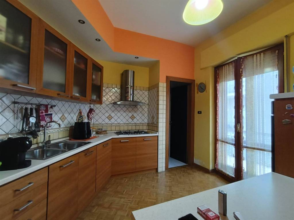 Appartamento a Atripalda in zona via roma - Foto 4