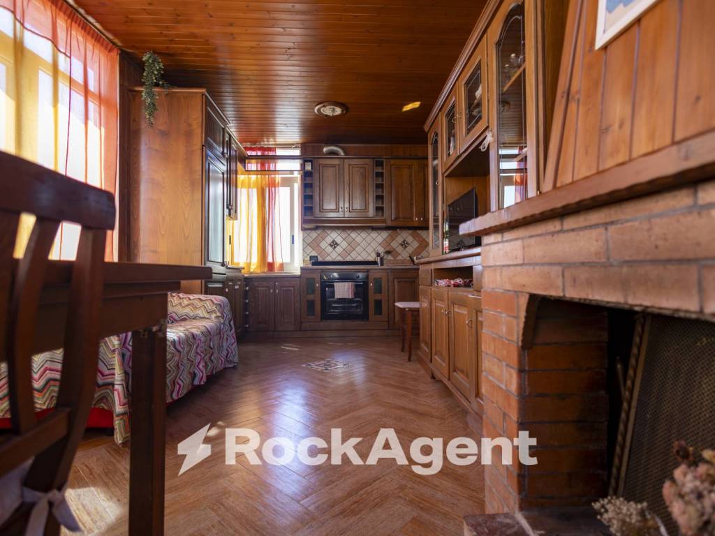 Appartamento a Catanzaro in Via Silvio Paternostro, 10 - Foto 3