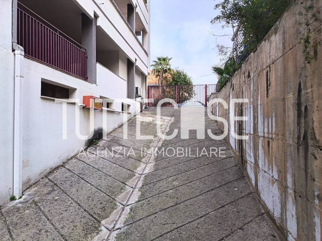 Box / garage a Latina in Via Polusca, 19 - Foto 3