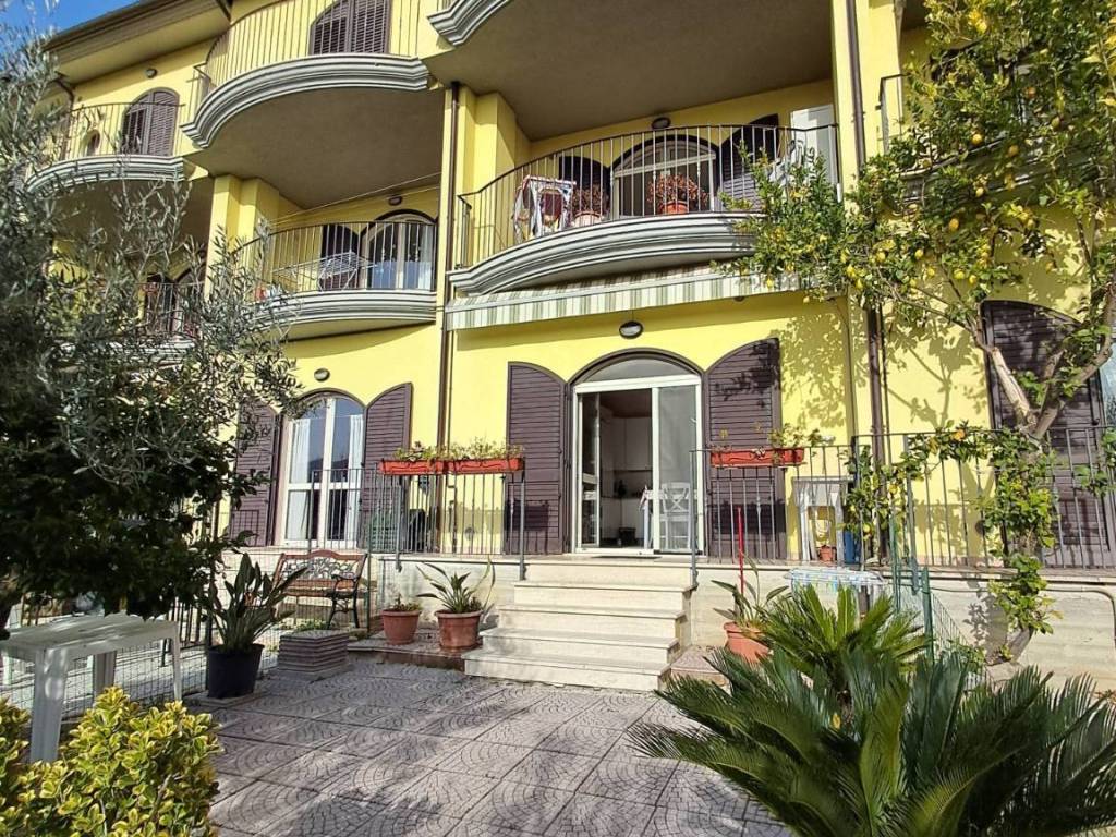 Villetta a schiera a Castel di lama in via Carrafo - Foto 3