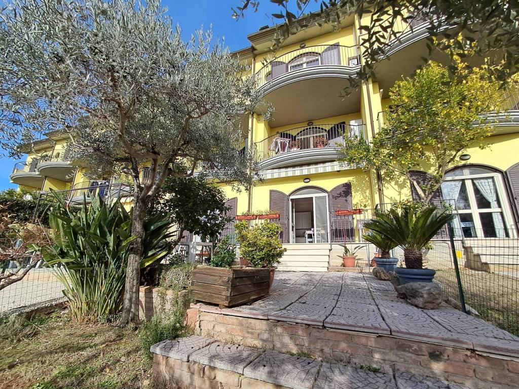 Villetta a schiera a Castel di lama in via Carrafo - Foto 4