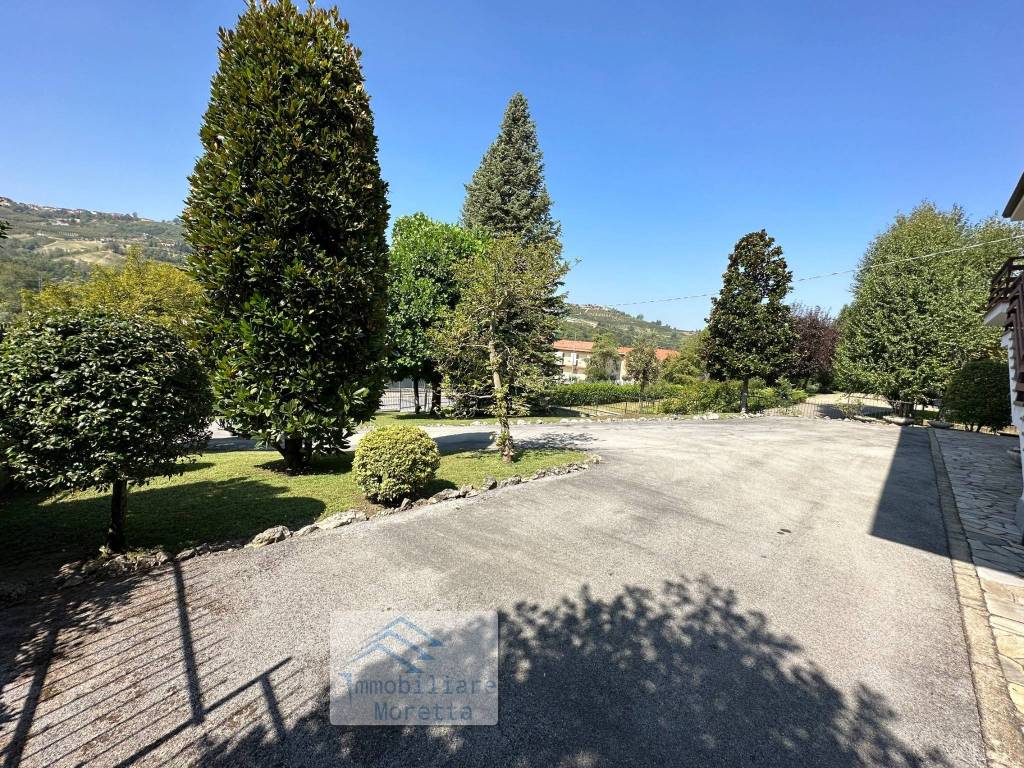 Villa a Diano d'alba in Via Alba Cortemilia, 27 - Foto 4