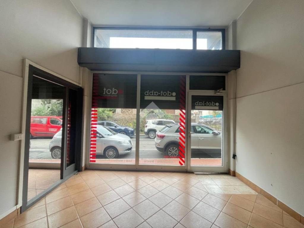 Appartamento a Borgomanero in Via S. Giovanni, 64 - Foto 3
