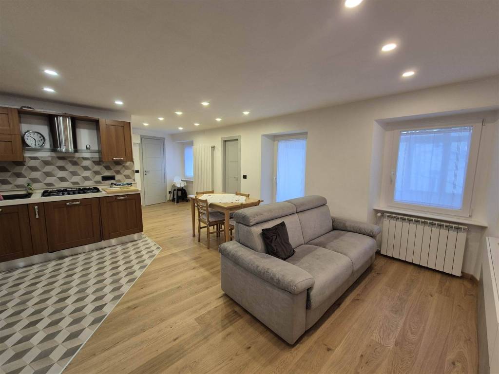 Appartamento a Trieste in Via San Michele, 29 - Foto 2