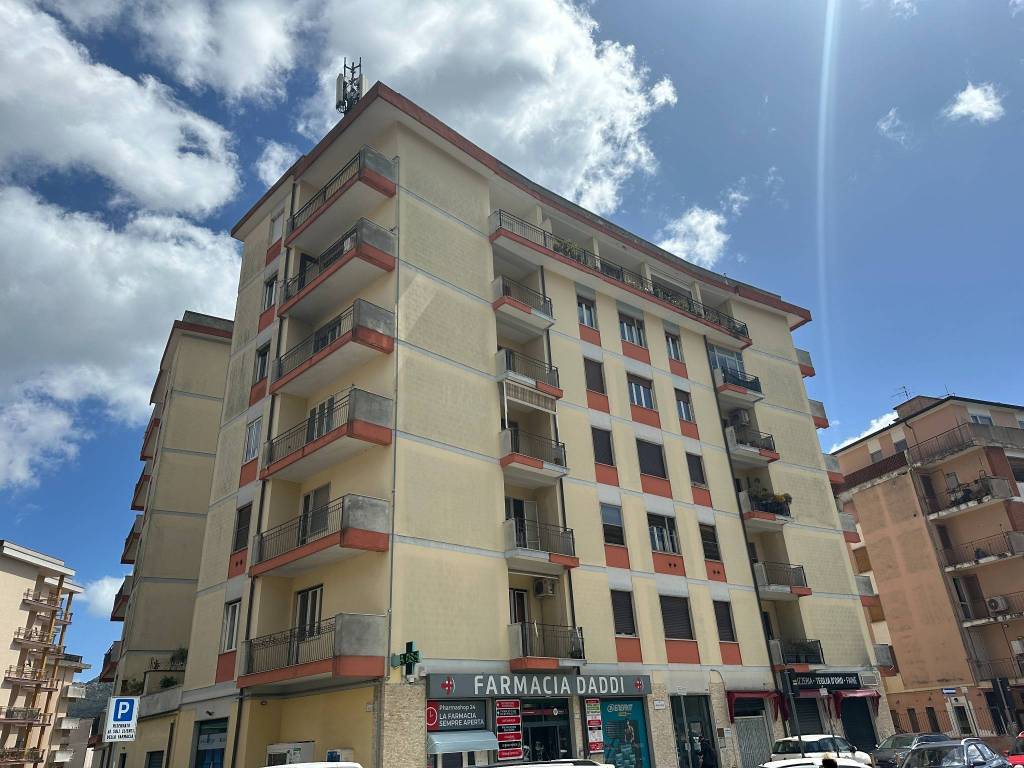 Appartamento a Nuoro in Piazza Veneto - Foto 2