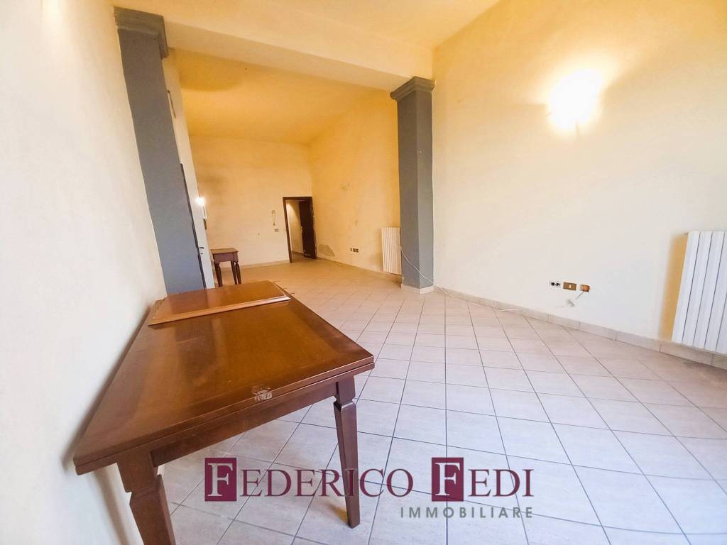 Appartamento a Prato in Via Don Giuseppe Arcangeli - Foto 4