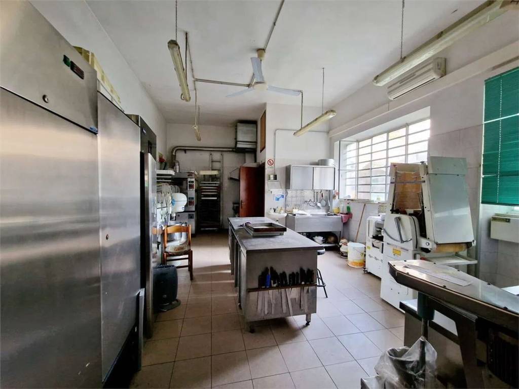 Immobile a Monsummano terme in Piazza Giuseppe Giusti No Number - Foto 3