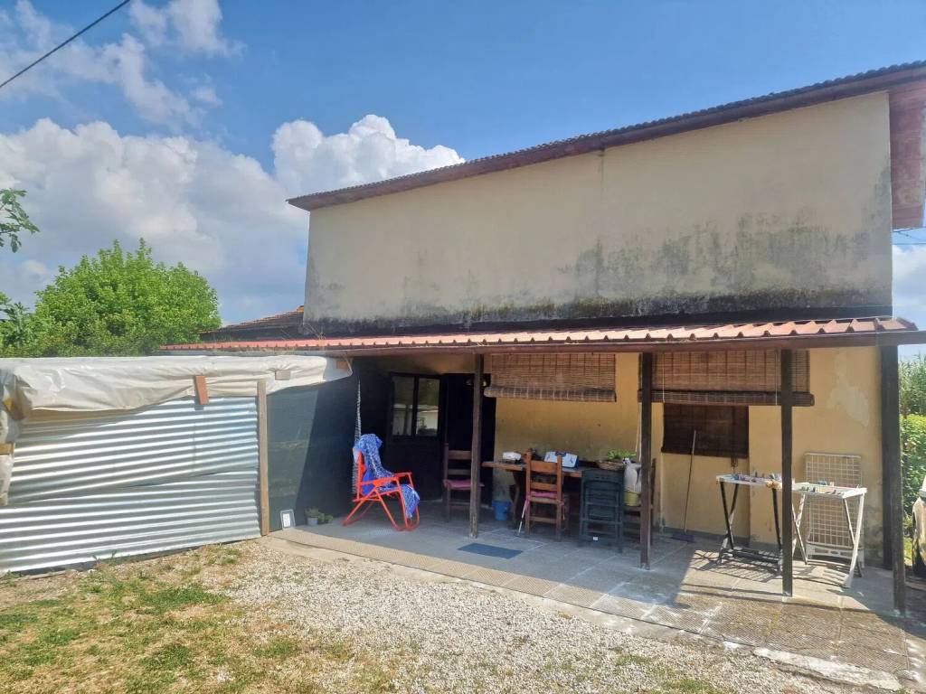 Villa a Ponte buggianese in Via Vasone, 1 - Foto 2