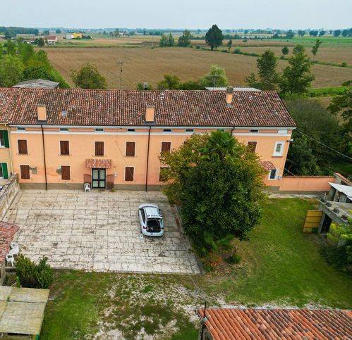 Villa a Commessaggio in Via Padre Massimiliano Kolbe 21 - Foto 2