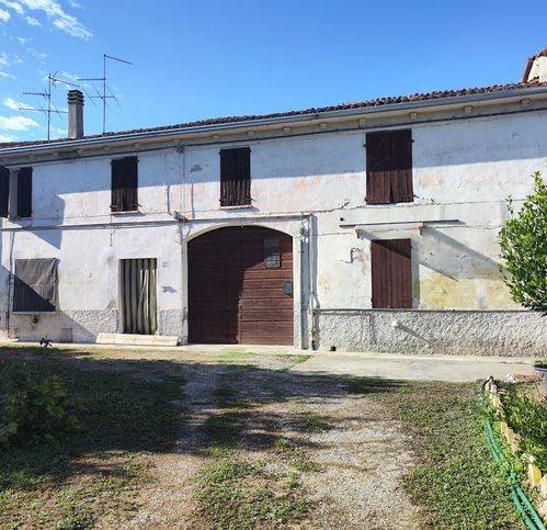 Villa a Sabbioneta in Via Bosco 7 - Foto 3