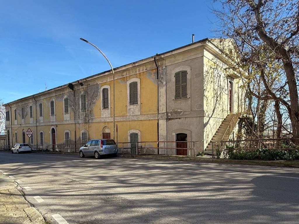 Palazzo / stabile a Ortona in Via Marina, 37 - Foto 2