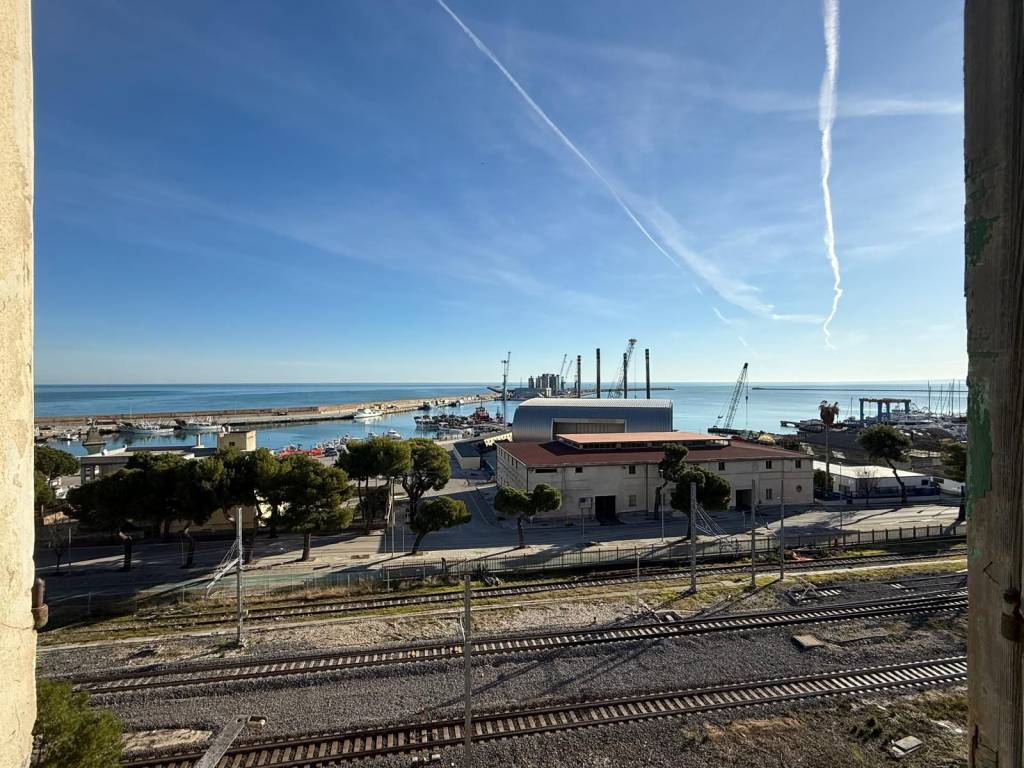 Palazzo / stabile a Ortona in Via Marina, 37 - Foto 4