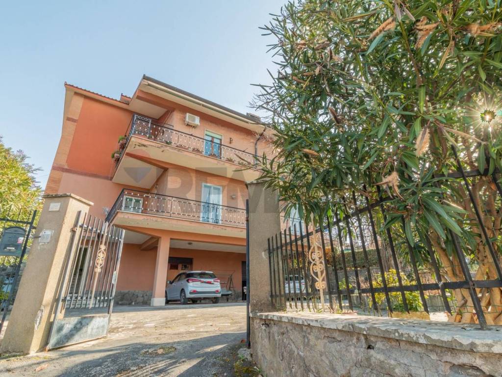 Appartamento a Viterbo in Via Del Colle, 52 - Foto 2
