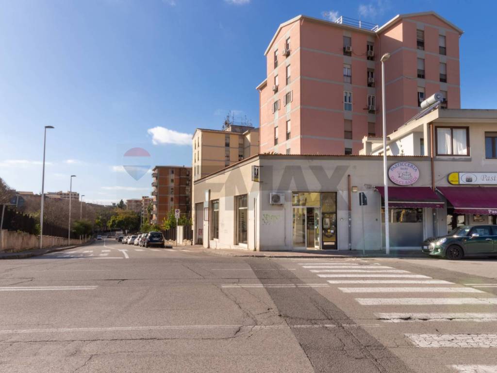 Immobile a Cagliari in via cornalias, 78 - Foto 2