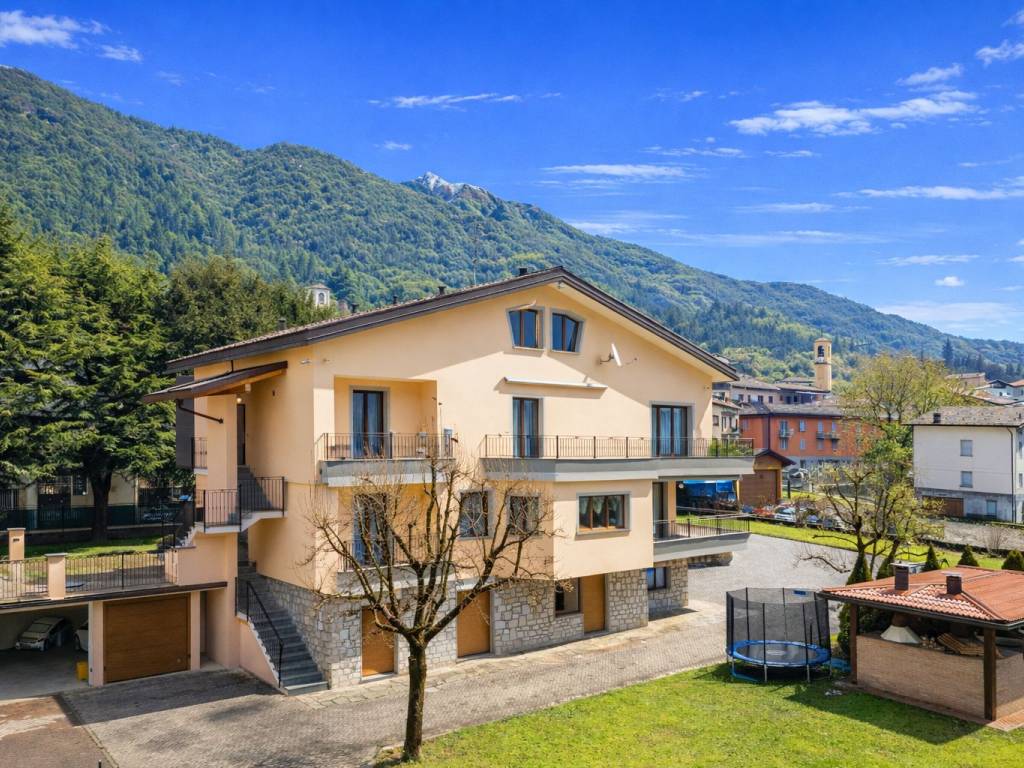 Villa a Primaluna in Via Provinciale, 143 - Foto 2