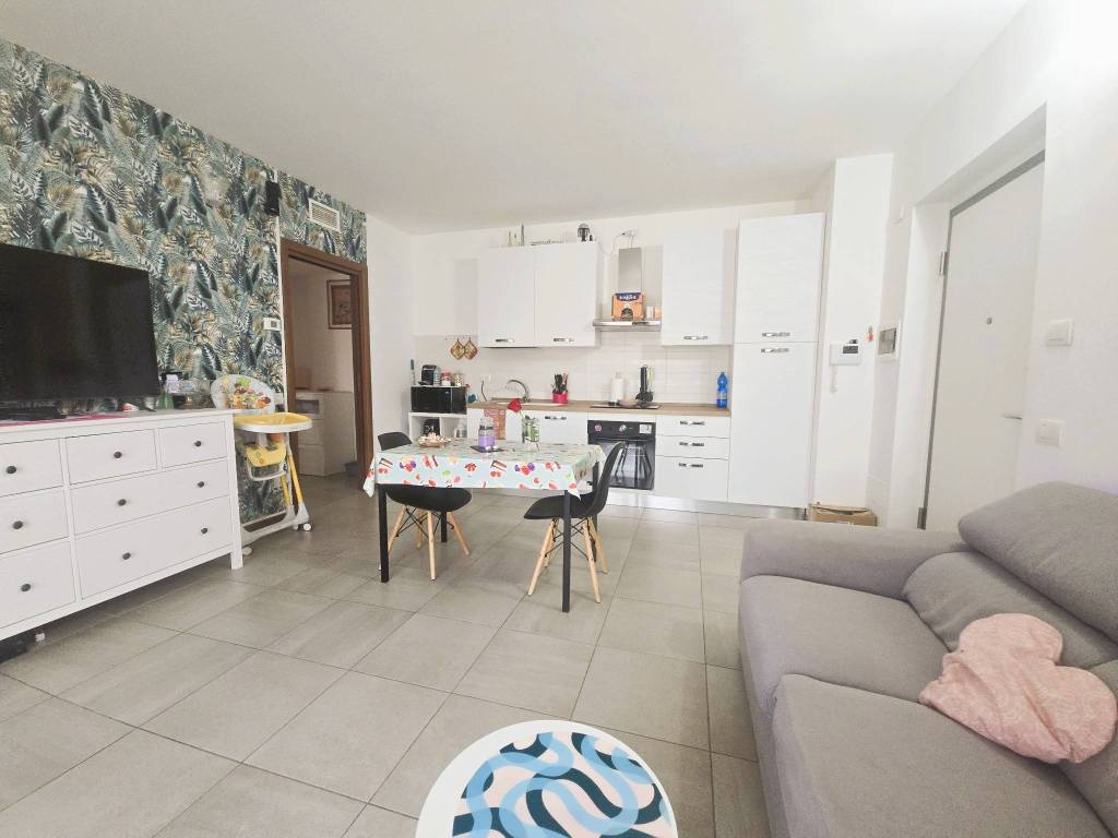 Appartamento a Binasco in Via Guglielmo Marconi - Foto 3