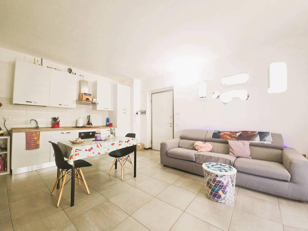 Appartamento a Binasco in Via Guglielmo Marconi - Foto 5