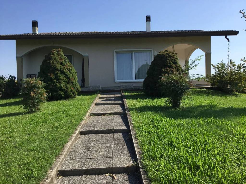 Villa a Carbonera in Via Grande Di Carbonera - Foto 3