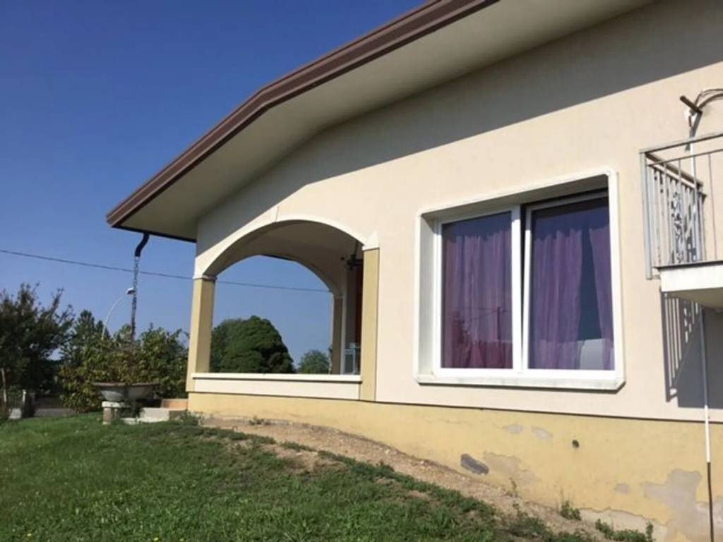 Villa a Carbonera in Via Grande Di Carbonera - Foto 4