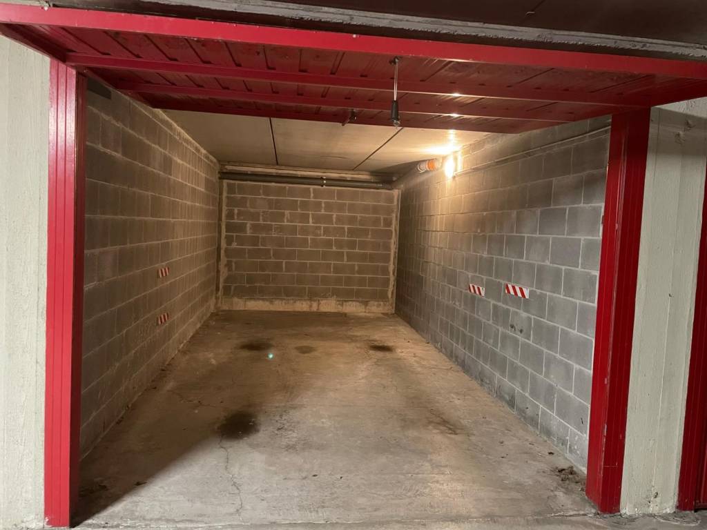 Box / garage a Bollate in Via Repubblica, 20 - Foto 3