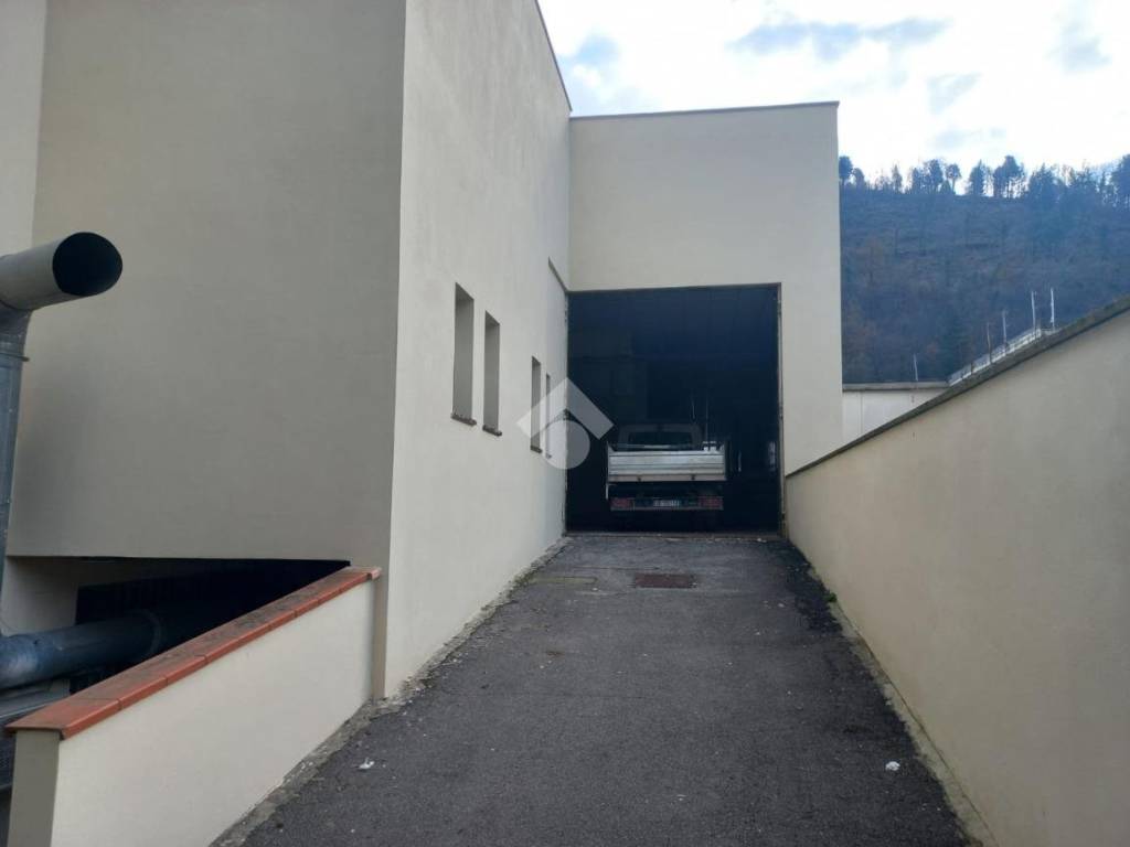 Immobile a Vaiano in Via Val di Bisenzio, 142 - Foto 4