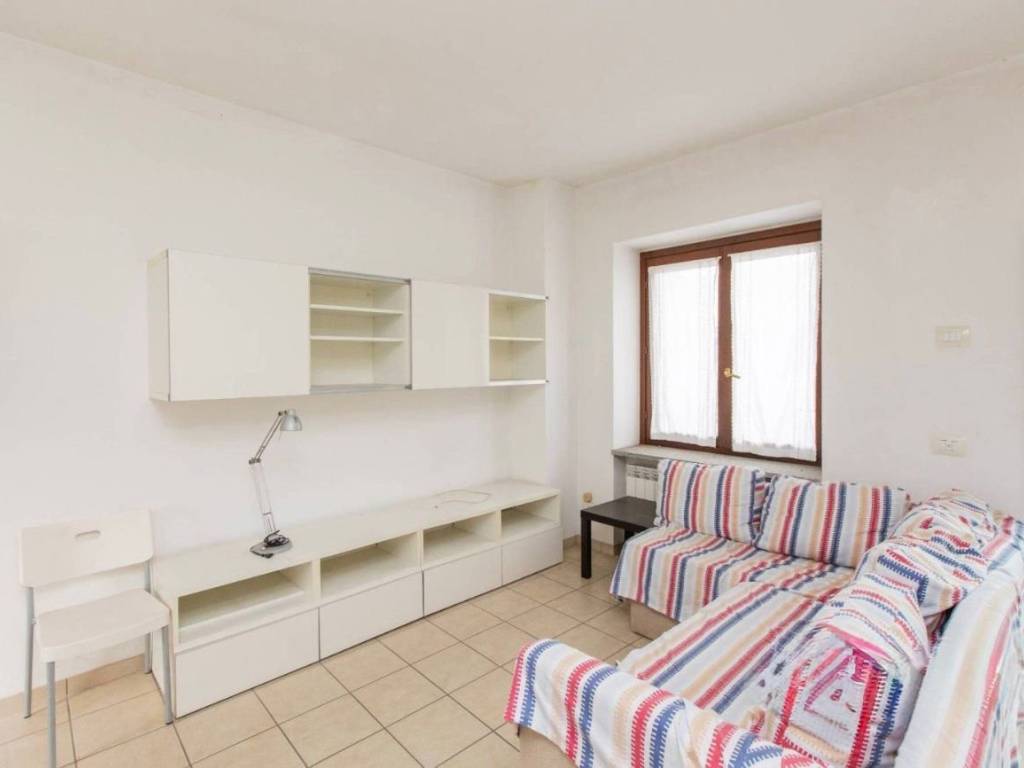 Appartamento a Castellanza in Via Eugenio Cantoni, 13 - Foto 3