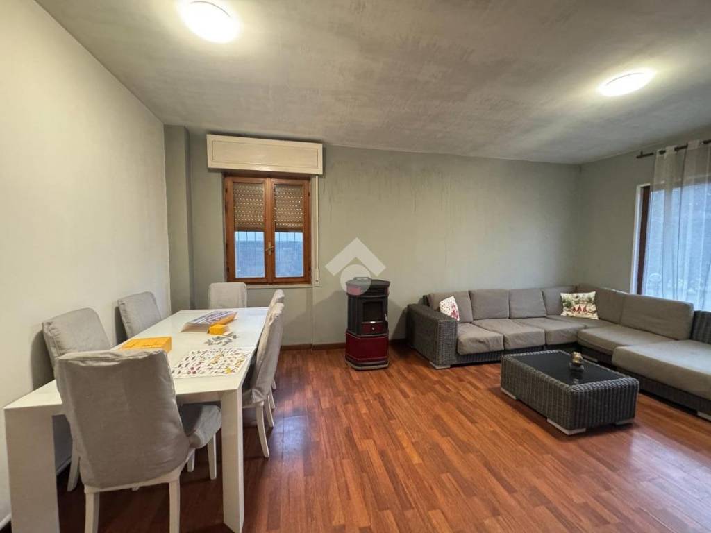 Villa a Momo in Via Moretta, 8 - Foto 3