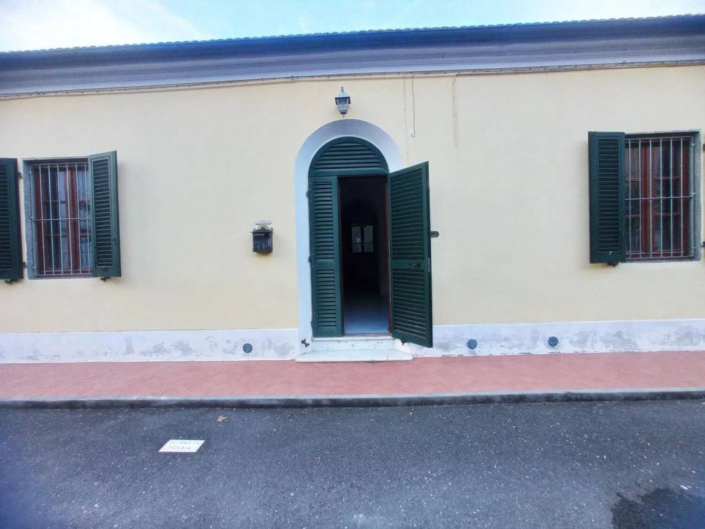 Villa a San giuliano terme in Via M. Dinucci - Foto 2