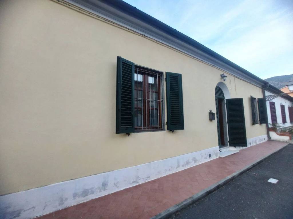 Villa a San giuliano terme in Via M. Dinucci - Foto 4