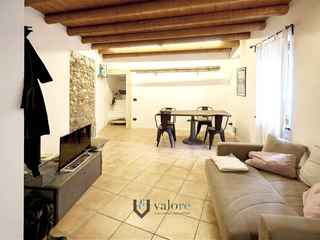 Appartamento a Verona in Via Indentro - Foto 5