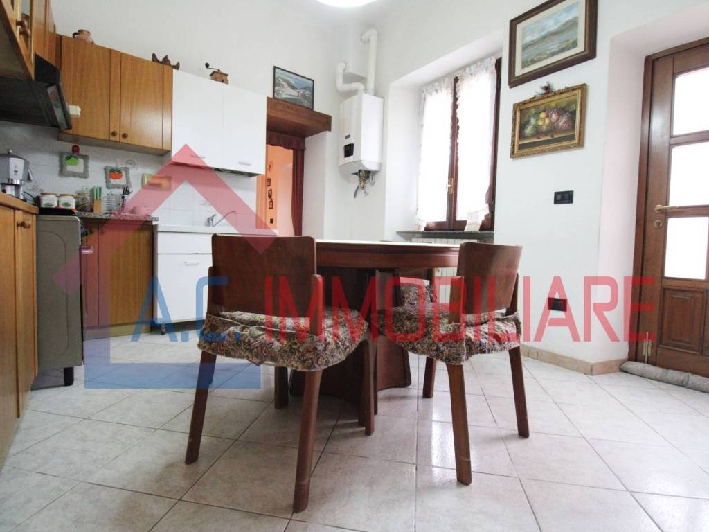 Casa indipendente a Vergiate in Via Felice Cavallotti, 6 - Foto 5