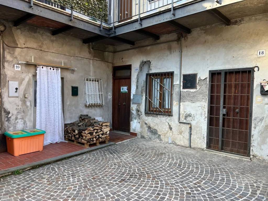 Villa a Allumiere in Via Del Vecchio Stabilimento Dell'Allume, 19 - Foto 2