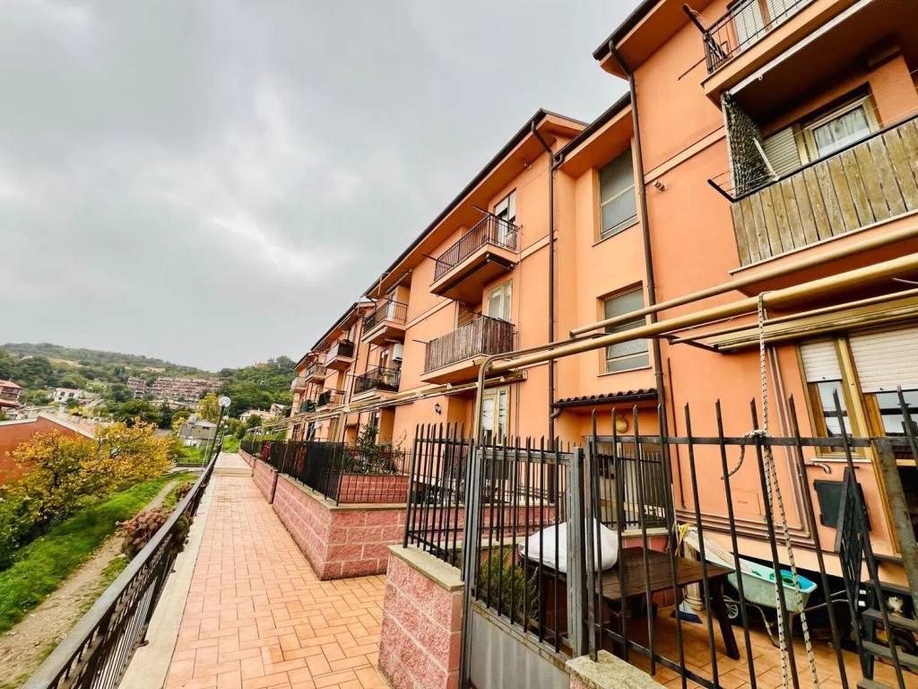 Appartamento a Allumiere in Via Enrico Berlinguer, 4 - Foto 3