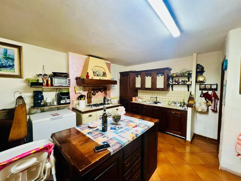 Villa a Tolfa in Via Giuseppe Pierantozzi, 24 - Foto 2