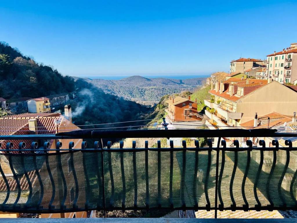 Appartamento a Allumiere in Via Civitavecchia, 6 - Foto 3